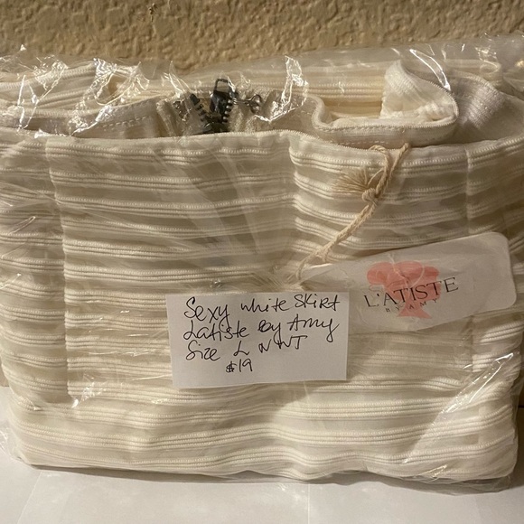 Sexy White Skirt Latiste By Amy size L NWT - Picture 10 of 11